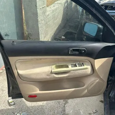 VOLKSWAGEN BORA SOL ÖN KAPI DÖŞMESİ BEJ RENK