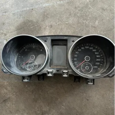 VOLKSWAGEN GOLF6 GÖSTERGE PANELİ 5K0 920 870 G