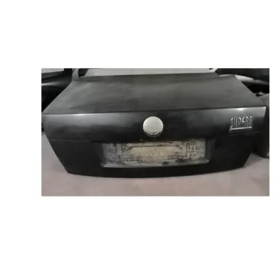 SKODA SÜPER B ÇIKMA ORJİNAL ARKA BAGAJ KAPAĞI SİYAH RENK HATASIZ