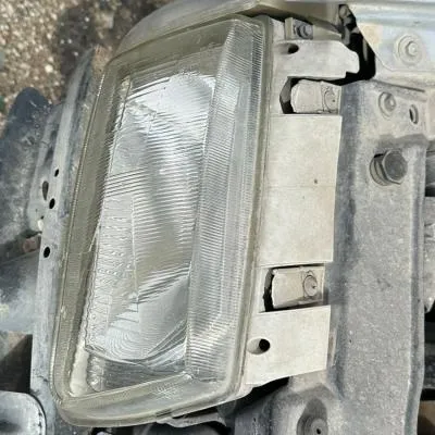 VOLKSWAGEN POLO HEÇBEK ÇIKMA FAR SAĞ ÖN 