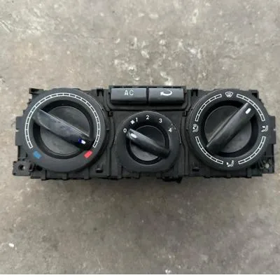 VOLKSWAGEN TRANSPORTER T5 ÇIKMA ORJİNAL KLİMA KONTROL PANELİ 7H0820045F9B9