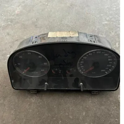 VOLKSWAGEN CADDY ÇIKMA KİLOMETRE SAATİ 1.9 DİZEL 1T0 920 863 A