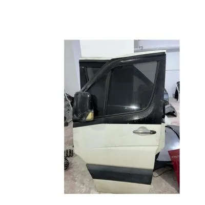 VW Crafter Çıkma Sol Ön Kapı Beyaz Rek