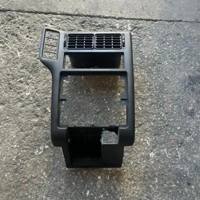 VW Polo Ön Göğüs Orta Çerçevesi Polo Heçbek Polo Classick Uyumlu