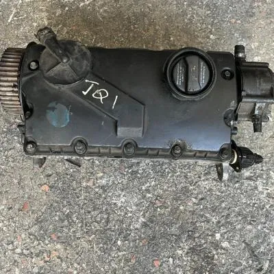 038 103 373 R Skoda Octavia A5 1.9 Dizel Çıkma Silindir Kapağı 