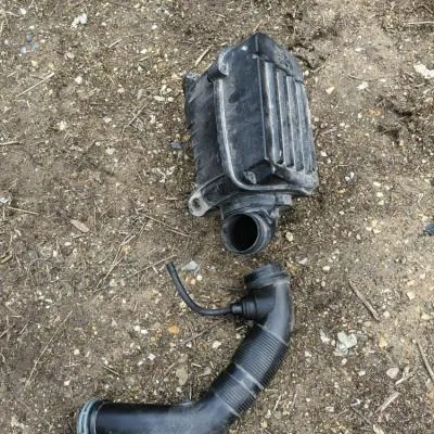 1K0129610B VW Golf 5 Çıkma Hava Filitre Kutusu 